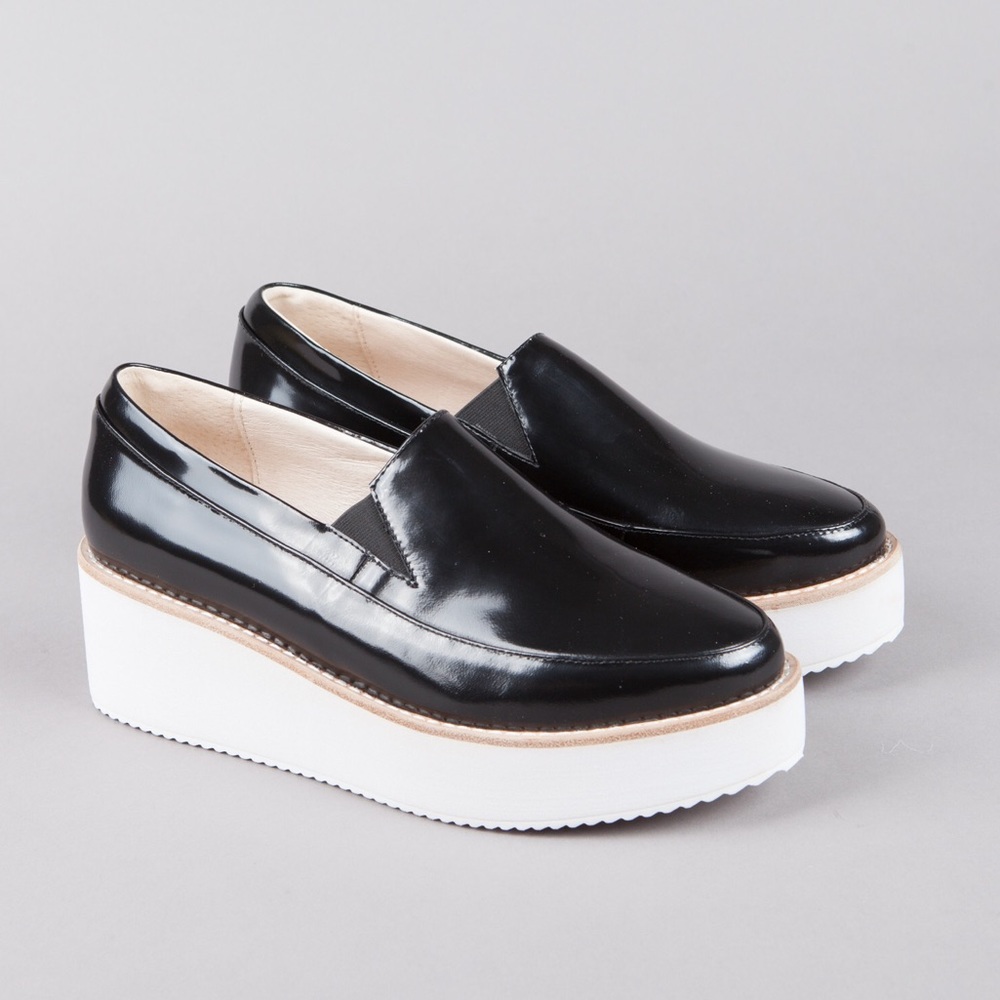 Sol Sana Black Tabbie Wedge, 39